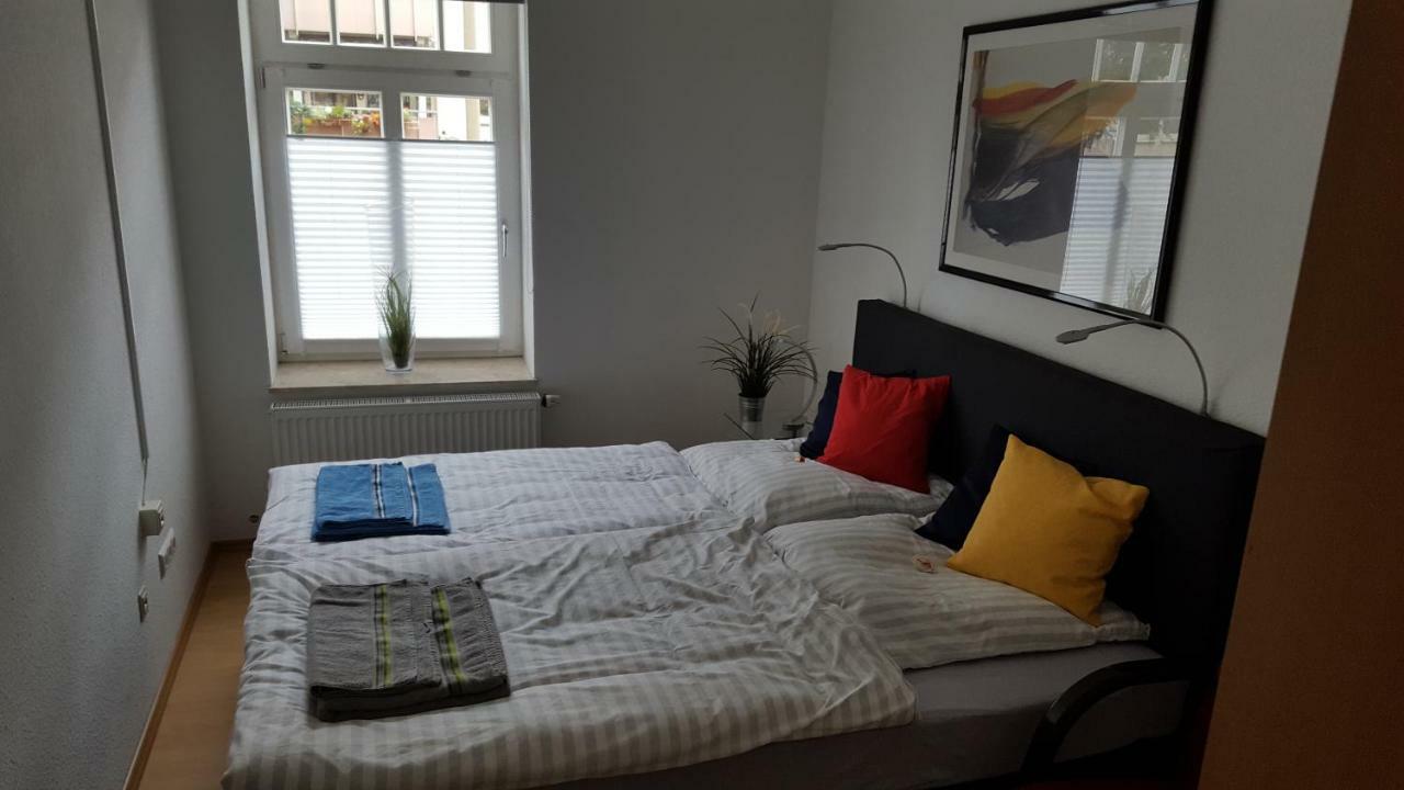 Neu! Ferienwohnung In Erfurt Buitenkant foto